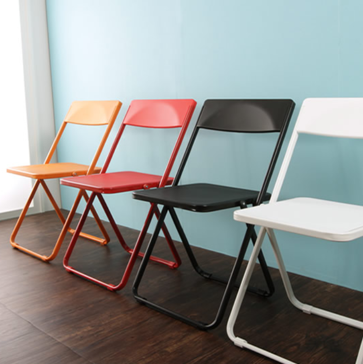 折りたたみ椅子のおしゃれな商品18選【室内用からアウトドア用まで】 | eny
